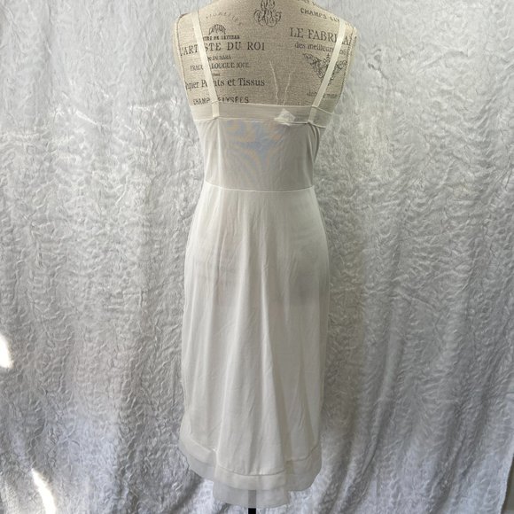 Vintage White Full Slip, 1960's, Youth Form, Lace Opaque Nylon Tricot Bodice - Picture 5 of 6